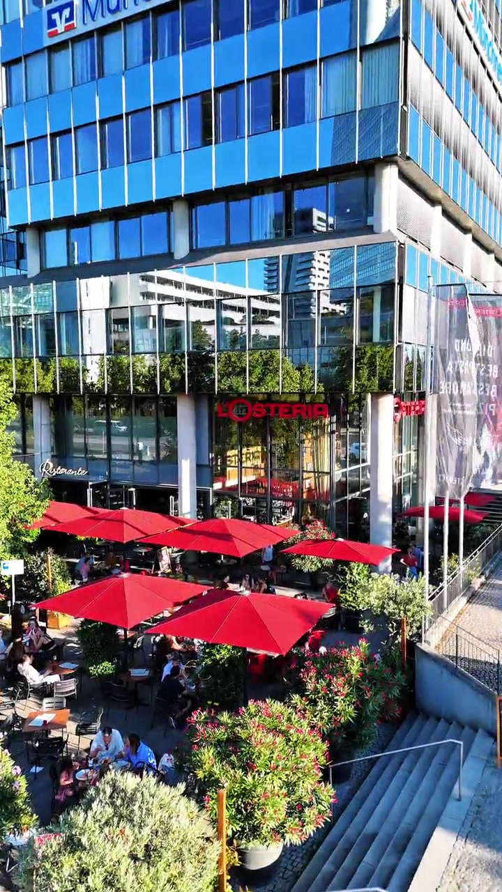 L’Osteria – L’Osteria · Neues Restaurant, Standbild des Projektfilms